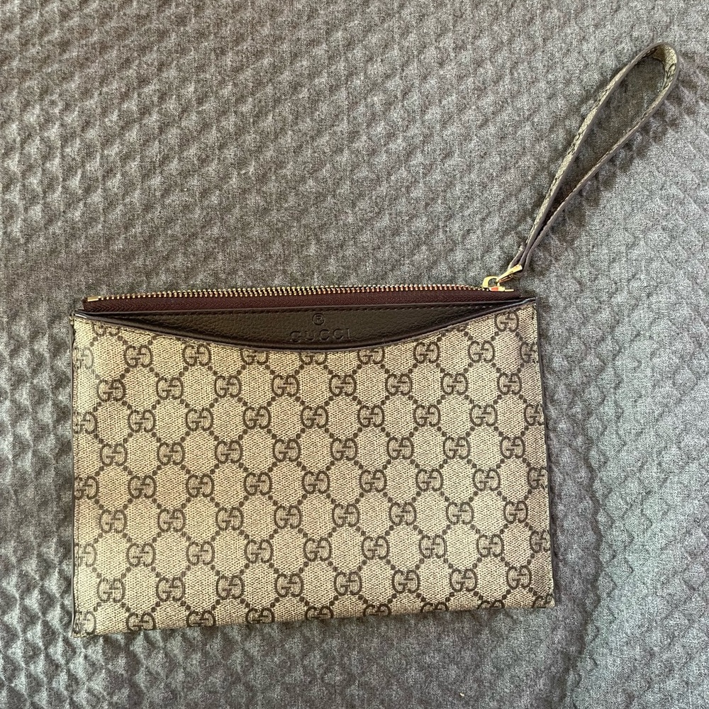 Gucci Wristlet